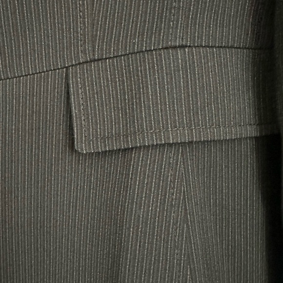 Tahari: 2 piece suit: Black pin stripe. Tahari skirt suit - Picture 5 of 6